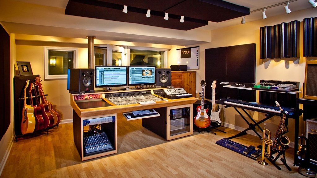 High Tech Recording Studio